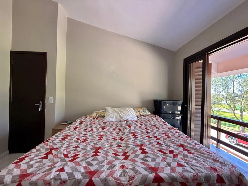 Duplex mobiliado com 2 dormitórios no Centro de Xangri-Lá: 4ª foto da galeria de imagens do imóvel
