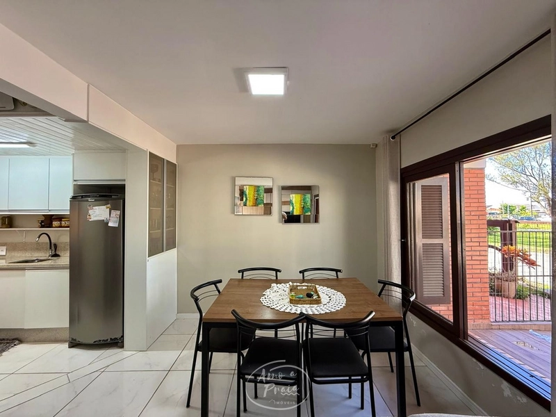 Duplex mobiliado com 2 dormitórios no Centro de Xangri-Lá: 16ª foto da galeria de imagens do imóvel