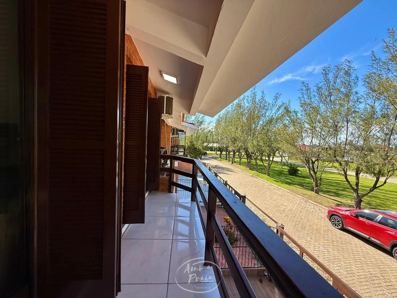 Duplex mobiliado com 2 dormitórios no Centro de Xangri-Lá: 22ª foto da galeria de imagens do imóvel