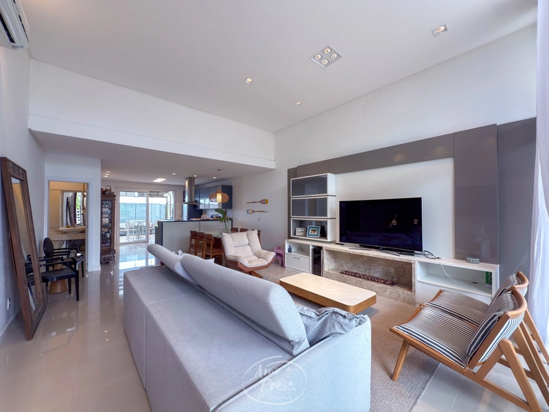 Casa no Condomínio Las Palmas | 3 Suítes | Piscina Aquecida: 4ª foto da galeria de imagens do imóvel
