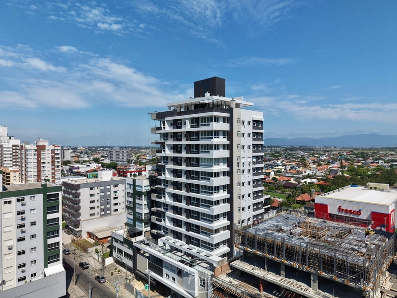 APARTAMENTO À VENDA FINAMENTE DECORADO