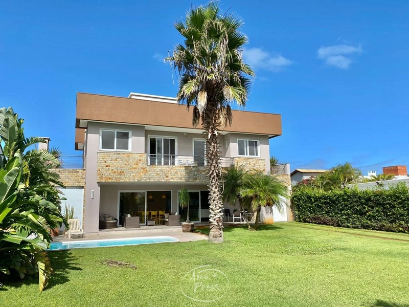 SOBRADO NA REGIÃO DO CABURÉ