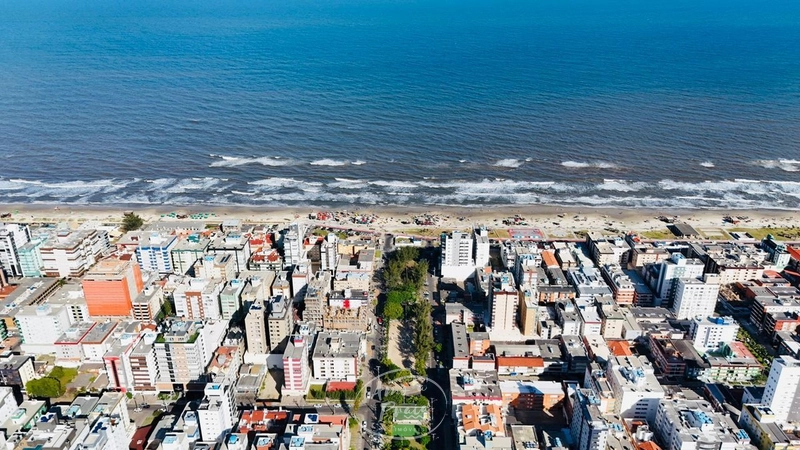 OPORTUNIDADE EM CAPÃO DA CANOA A APENAS 30 METROS DO MAR!: 5ª foto da galeria de imagens do imóvel
