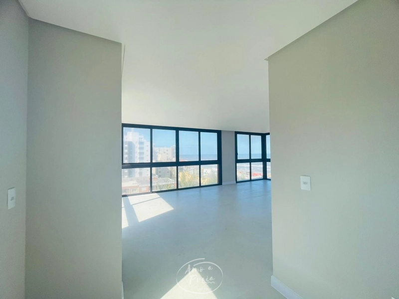 OPORTUNIDADE EM CAPÃO DA CANOA A APENAS 30 METROS DO MAR!: 37ª foto da galeria de imagens do imóvel