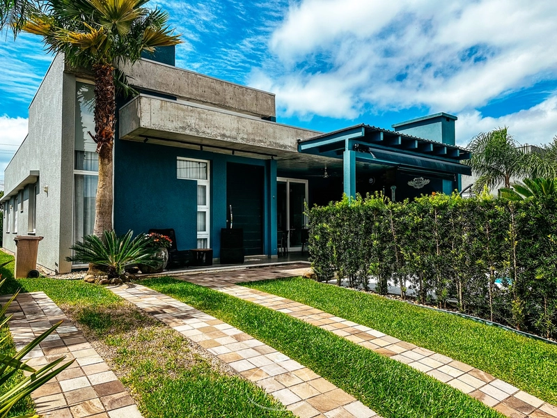 Casa à venda em Xangri-Lá | Casa de Alto Padrão com 208m² privativos