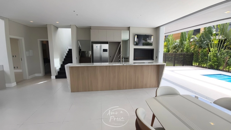Sobrado à Venda em Xangri-Lá | 230m², 4 Suítes, Vista ente Lago: 21ª foto da galeria de imagens do imóvel