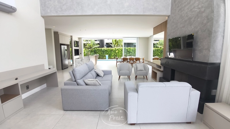 Sobrado à Venda em Xangri-Lá | 230m², 4 Suítes, Vista ente Lago: 25ª foto da galeria de imagens do imóvel