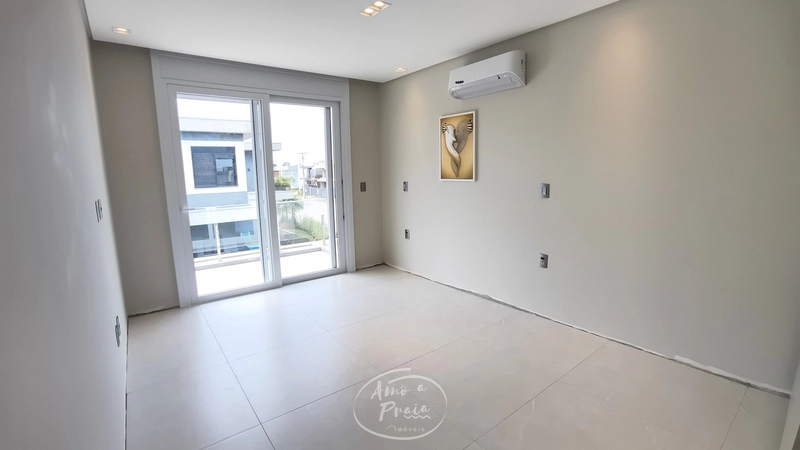 Sobrado à Venda em Xangri-Lá | 230m², 4 Suítes, Vista ente Lago: 6ª foto da galeria de imagens do imóvel