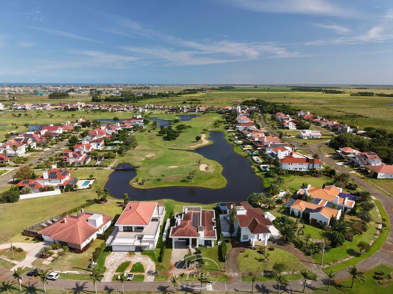 CASA NO CONDOMINIO VILLAGE: 39ª foto da galeria de imagens do imóvel