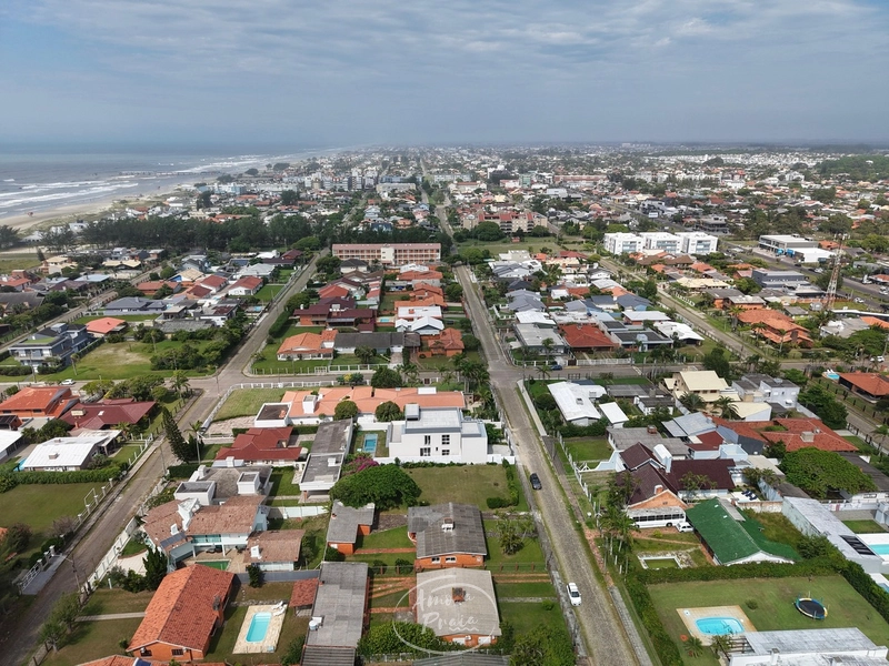 CASA EM ATLÂNTIDA COM DOIS TERRENOS: 6ª foto da galeria de imagens do imóvel