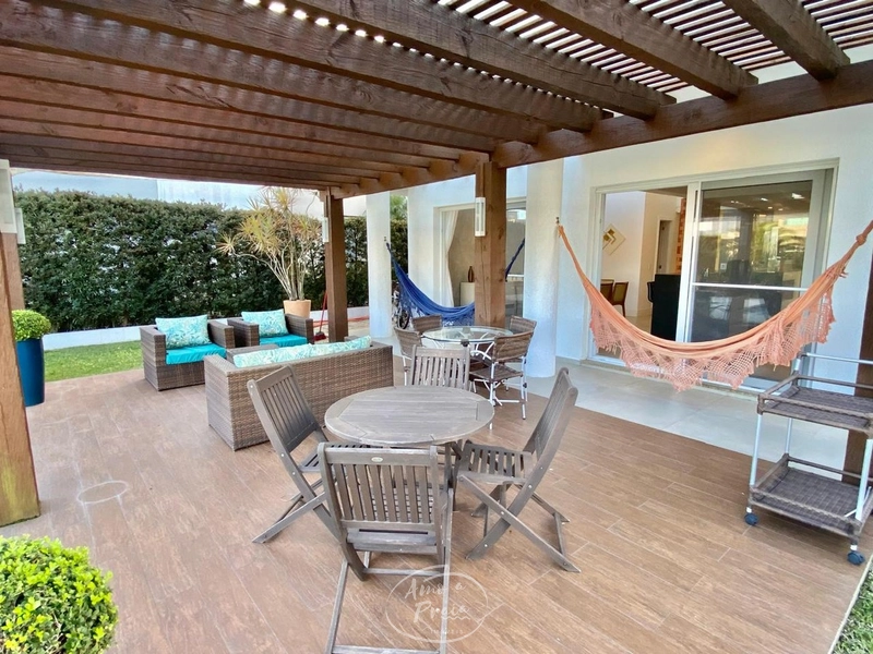 SOBRADO NO CONDOMINIO VENTURA: 1ª foto da galeria de imagens do imóvel