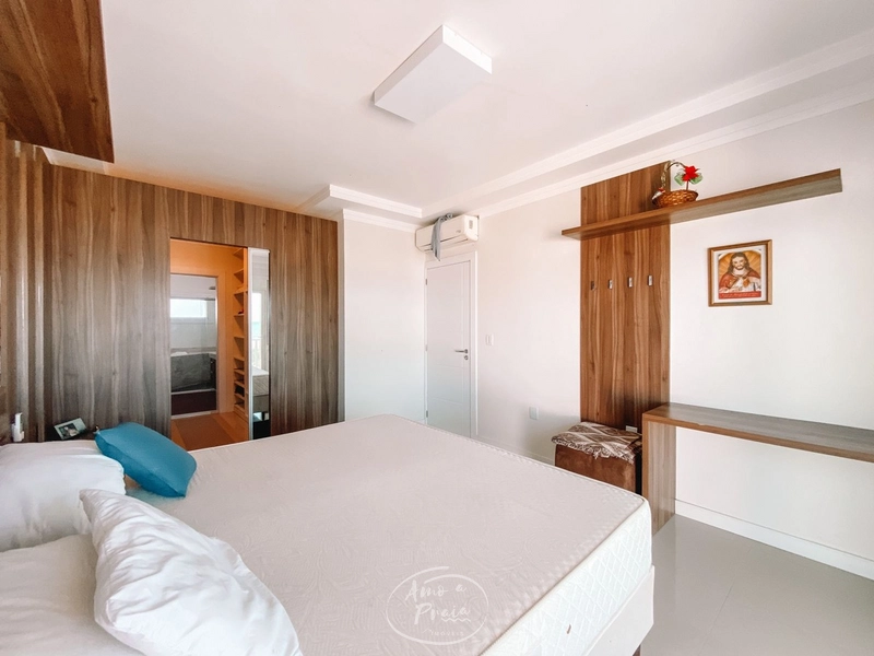 Mansão de esquina a beira mar, com vista exclusiva.: 14ª foto da galeria de imagens do imóvel