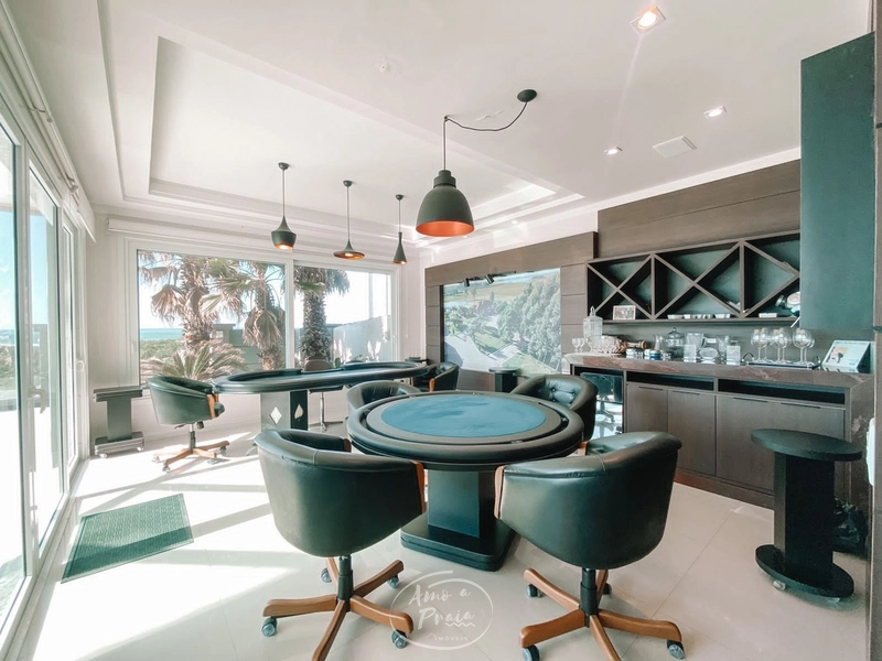 Mansão de esquina a beira mar, com vista exclusiva.: 35ª foto da galeria de imagens do imóvel