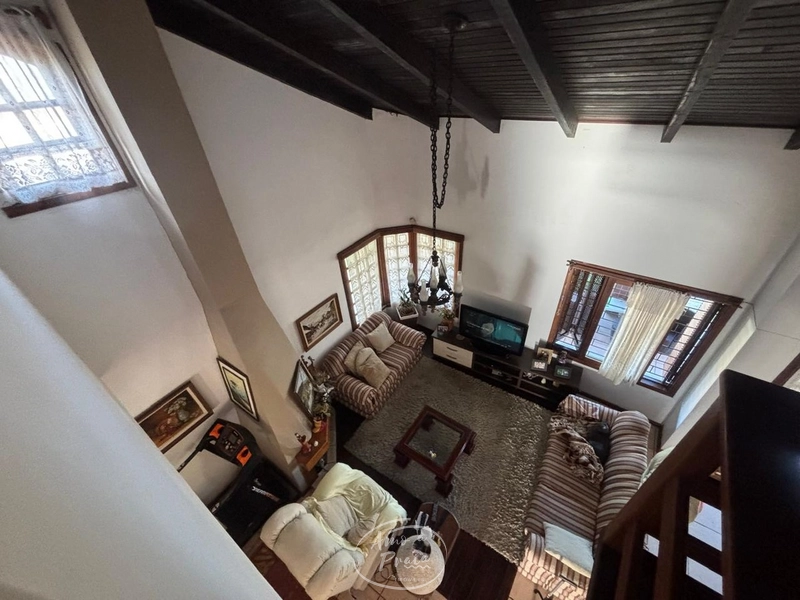 CASA EM XANGRI-LA: 35ª foto da galeria de imagens do imóvel