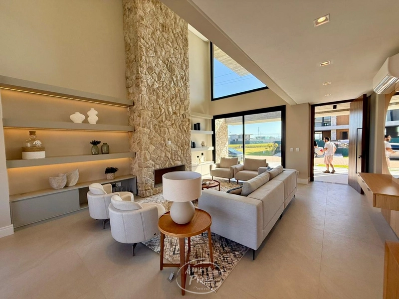 *Excelente Sobrado beira lago*: 4ª foto da galeria de imagens do imóvel