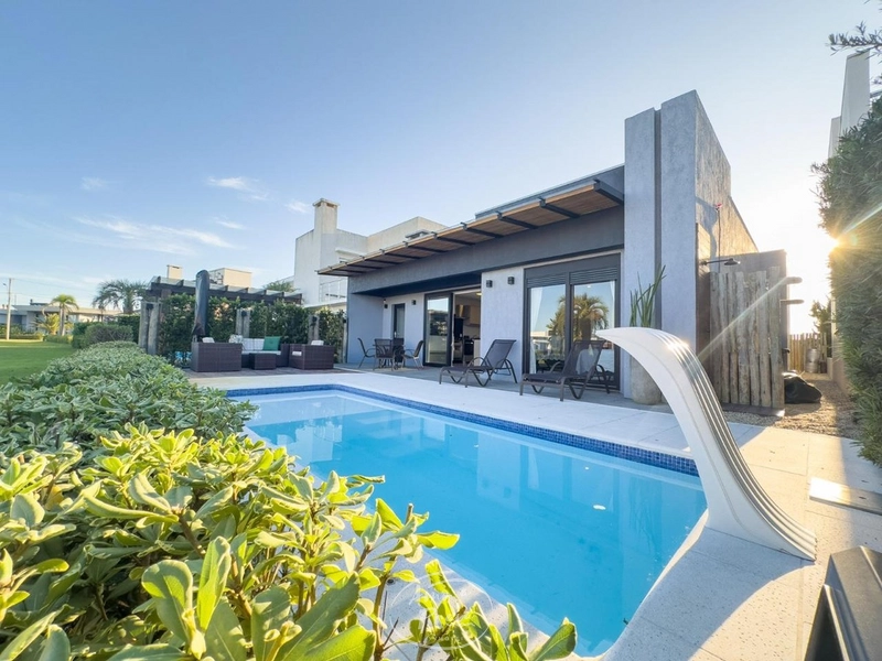 Casa mobiliada com energia solar no Condomínio Riviera em Xangri-Lá: 14ª foto da galeria de imagens do imóvel