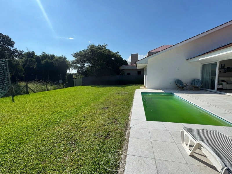 Casa térrea com 3 suítes no Condomínio Green Village em Xangri-Lá: 7ª foto da galeria de imagens do imóvel