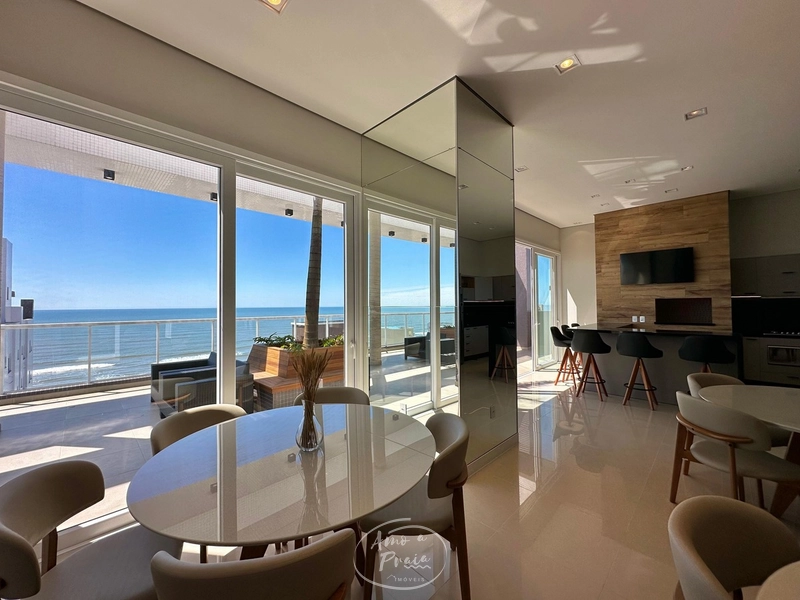 UMA QUADRA DO MAR, FRENTE LESTE: 35ª foto da galeria de imagens do imóvel