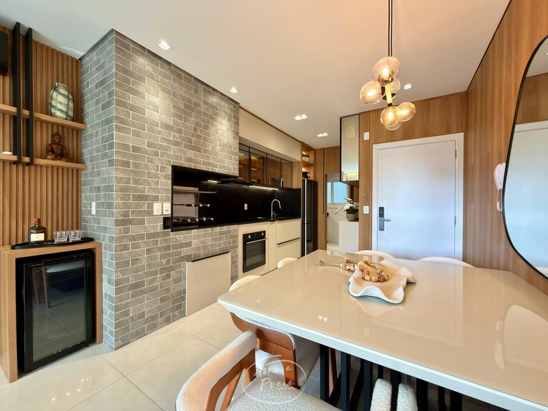 UMA QUADRA DO MAR, FRENTE LESTE: 15ª foto da galeria de imagens do imóvel