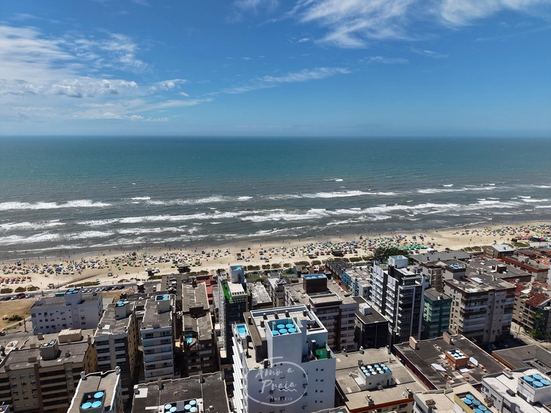 UMA QUADRA DO MAR, FRENTE LESTE: 45ª foto da galeria de imagens do imóvel