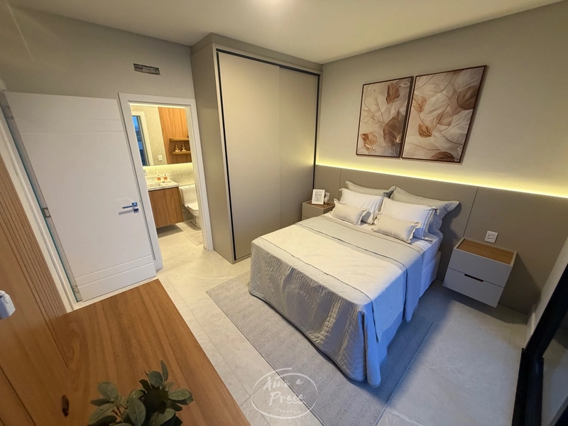 Casa Beira-Lago à Venda | 4 Suítes, 259m², Piscina e Vista Permanente: 50ª foto da galeria de imagens do imóvel