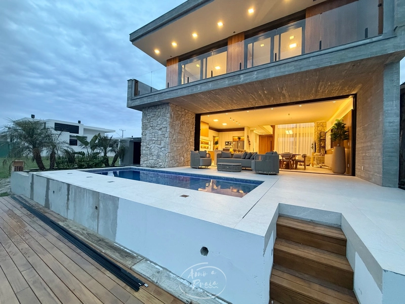 Casa Beira-Lago à Venda | 4 Suítes, 259m², Piscina e Vista Permanente: 17ª foto da galeria de imagens do imóvel