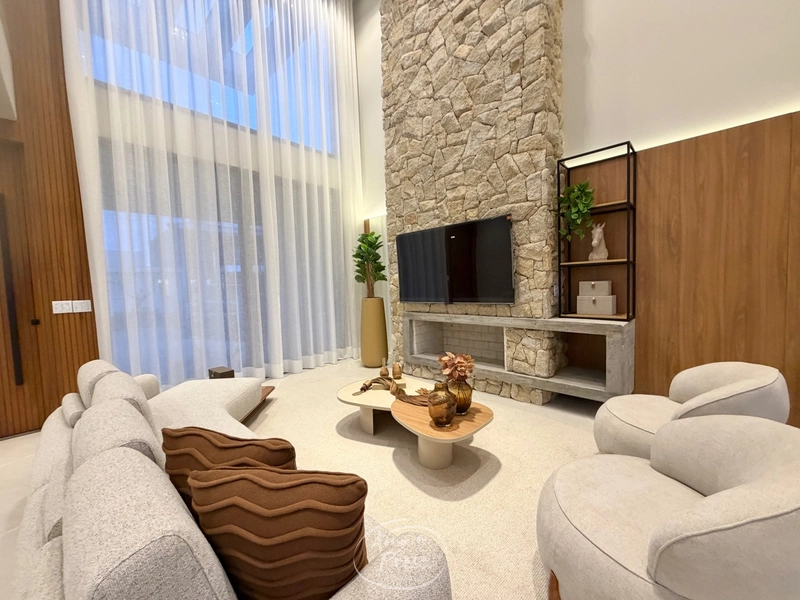 Casa Beira-Lago à Venda | 4 Suítes, 259m², Piscina e Vista Permanente: 33ª foto da galeria de imagens do imóvel
