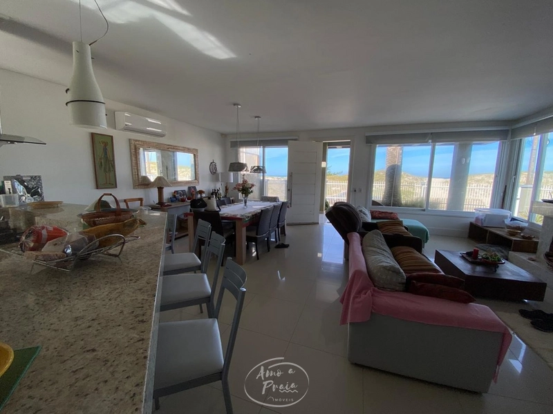 Casa à venda em Rainha do Mar com 4 suítes e piscina: 13ª foto da galeria de imagens do imóvel