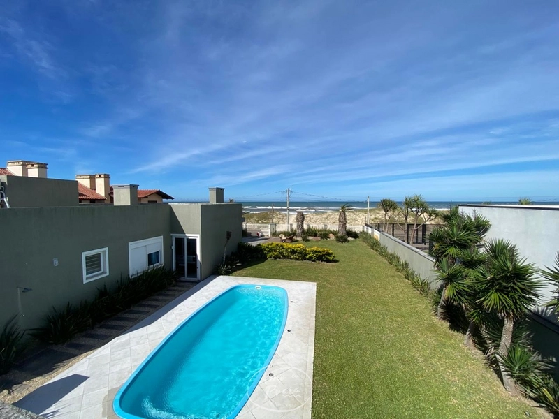 Casa à venda em Rainha do Mar com 4 suítes e piscina: 16ª foto da galeria de imagens do imóvel