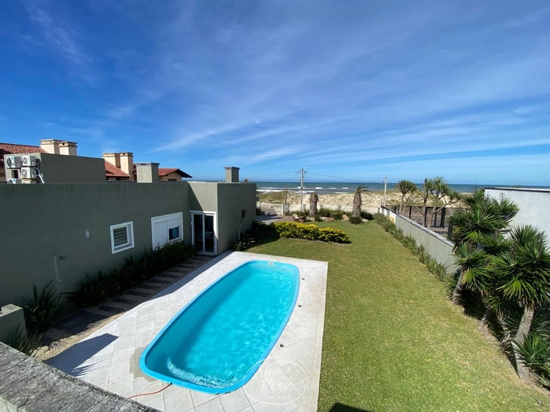 Casa à venda em Rainha do Mar com 4 suítes e piscina: 19ª foto da galeria de imagens do imóvel