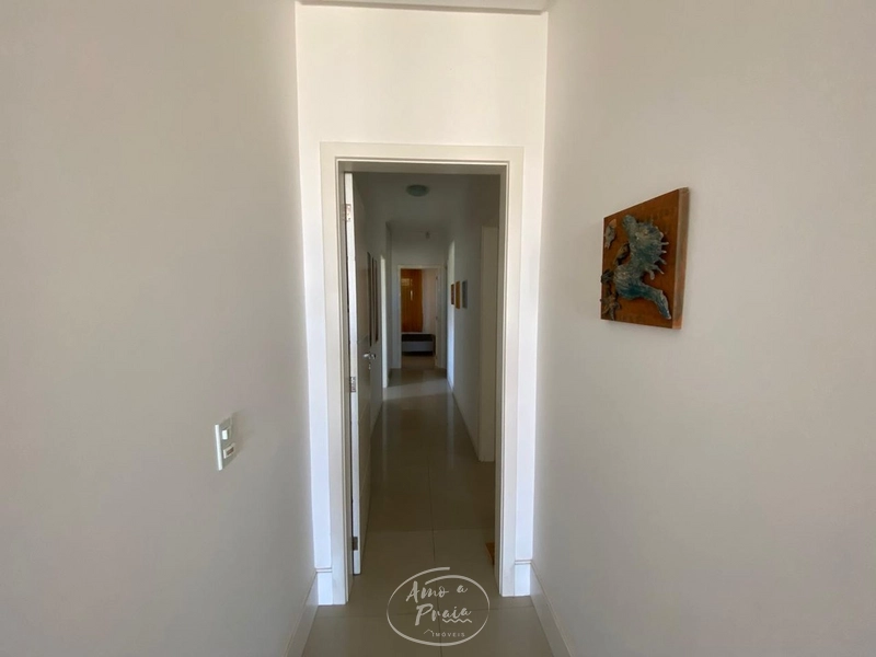 Casa à venda em Rainha do Mar com 4 suítes e piscina: 10ª foto da galeria de imagens do imóvel