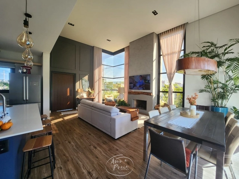 Casa à venda no Remanso com lareira e cozinha com ilha: 15ª foto da galeria de imagens do imóvel