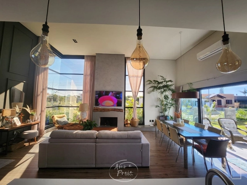 Casa à venda no Remanso com lareira e cozinha com ilha: 12ª foto da galeria de imagens do imóvel