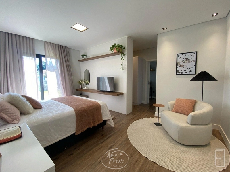 Casa à venda no Remanso com lareira e cozinha com ilha: 4ª foto da galeria de imagens do imóvel