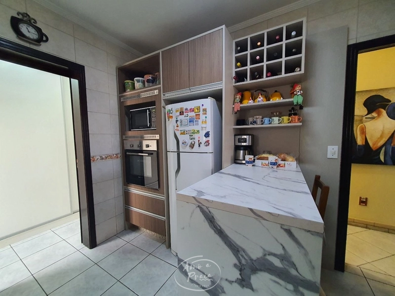 CASA À VENDA: 12ª foto da galeria de imagens do imóvel