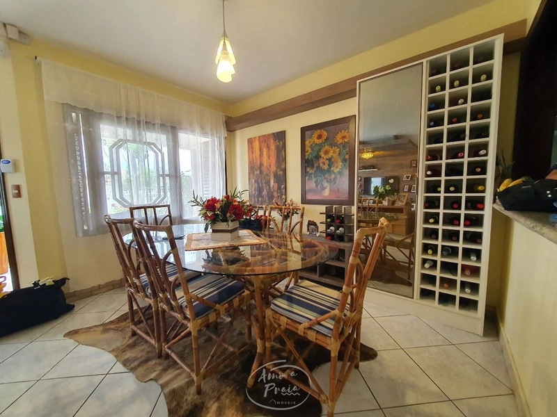 CASA À VENDA: 7ª foto da galeria de imagens do imóvel