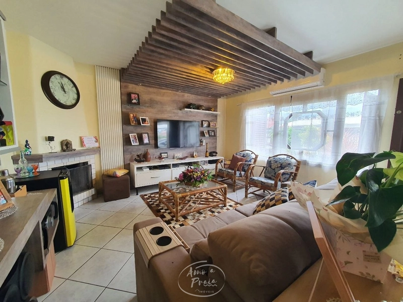 CASA À VENDA: 5ª foto da galeria de imagens do imóvel