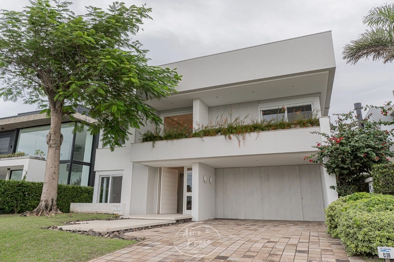 CASA NO ENSEADA: 48ª foto da galeria de imagens do imóvel