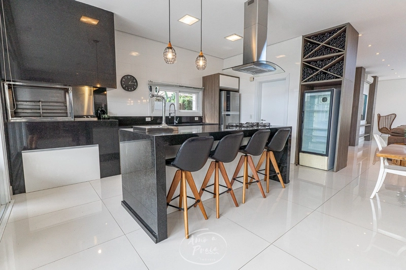 EXCLUSIVIDADE E SOFISTICAÇÃO À BEIRA LAGO: 18ª foto da galeria de imagens do imóvel