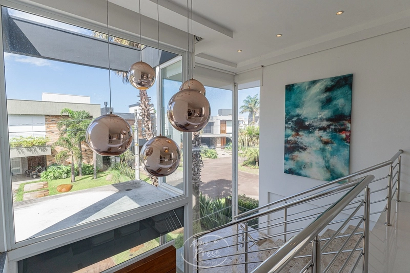 EXCLUSIVIDADE E SOFISTICAÇÃO À BEIRA LAGO: 48ª foto da galeria de imagens do imóvel