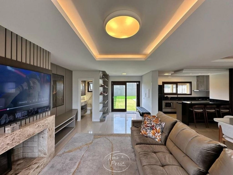 Casa mobiliada à venda em Rainha do Mar com 3 dormitórios: 2ª foto da galeria de imagens do imóvel
