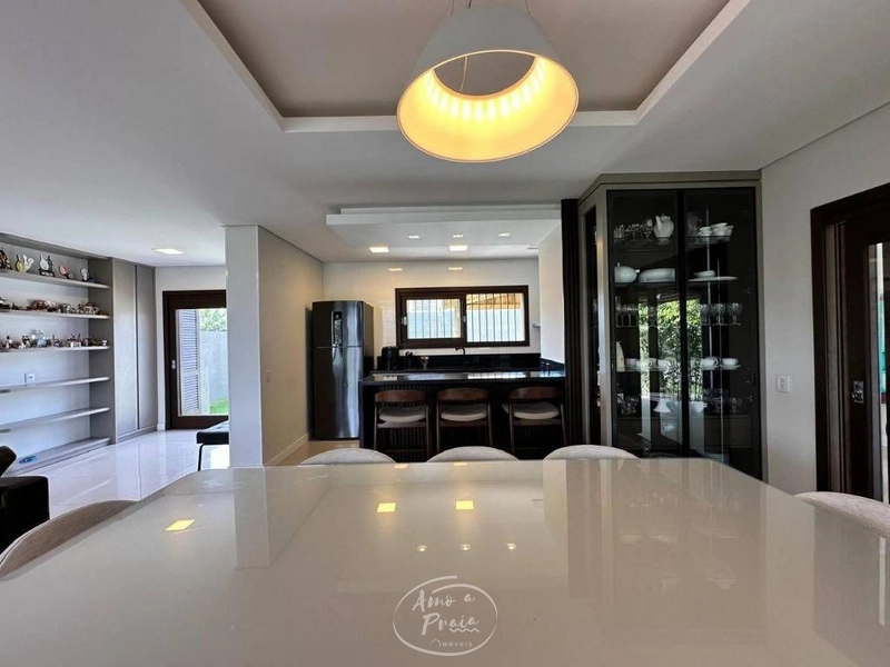 Casa mobiliada à venda em Rainha do Mar com 3 dormitórios: 4ª foto da galeria de imagens do imóvel