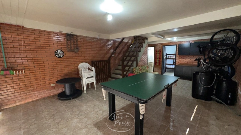 Casa com 4 dormitórios próxima ao mar: 20ª foto da galeria de imagens do imóvel