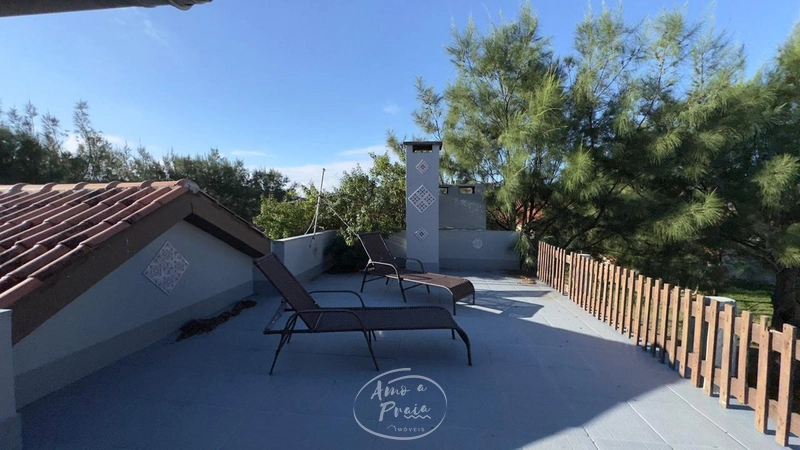 Casa com 4 dormitórios próxima ao mar: 26ª foto da galeria de imagens do imóvel