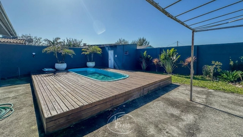 Casa com piscina e 3 dormitórios no litoral: 36ª foto da galeria de imagens do imóvel
