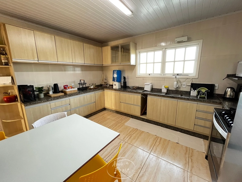 Casa com piscina e 3 dormitórios no litoral: 5ª foto da galeria de imagens do imóvel