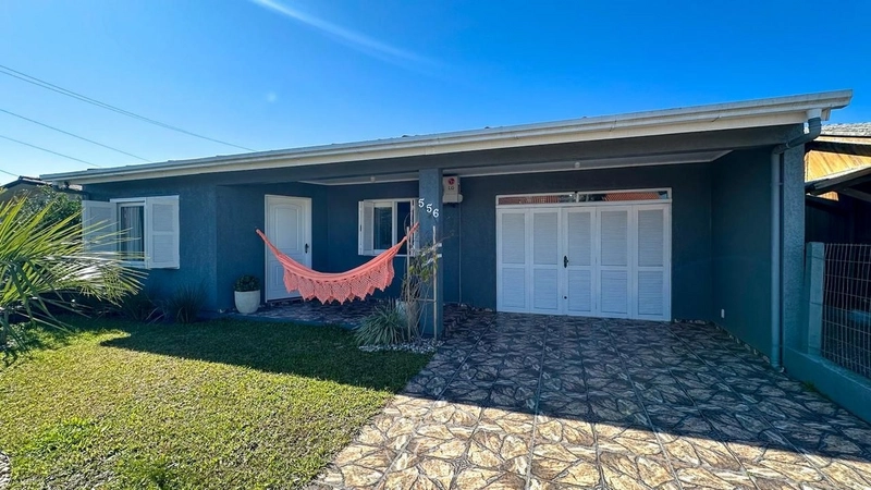 Casa com piscina e 3 dormitórios no litoral: 37ª foto da galeria de imagens do imóvel
