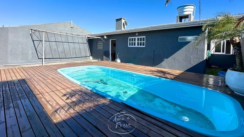 Casa com piscina e 3 dormitórios no litoral: 27ª foto da galeria de imagens do imóvel