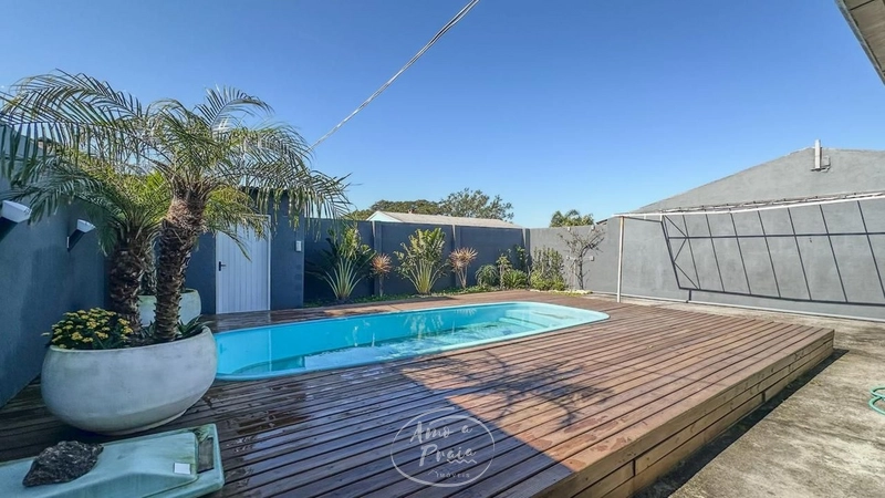 Casa com piscina e 3 dormitórios no litoral: 30ª foto da galeria de imagens do imóvel
