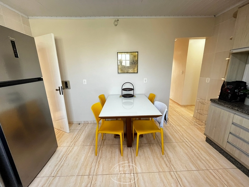 Casa com piscina e 3 dormitórios no litoral: 6ª foto da galeria de imagens do imóvel